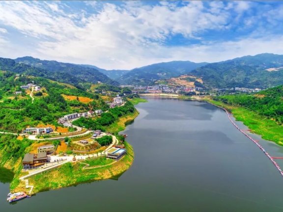 春季湖北乡村旅游路线，体验绿野仙踪